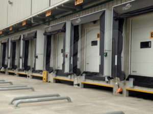 Muelles y Puertas Seccionables Maquifrut